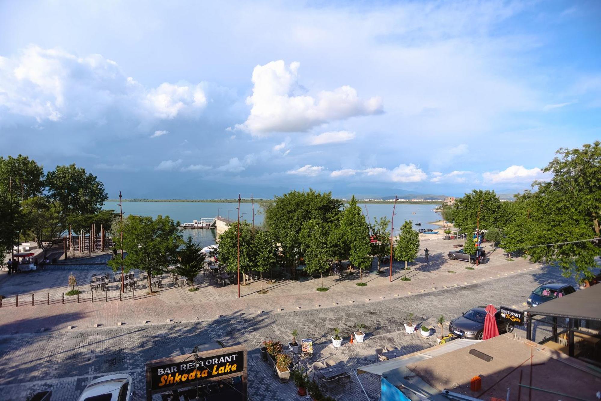 Hotel Shkodra Lake Široka Exterior photo