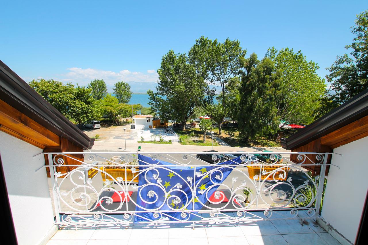 Hotel Shkodra Lake Široka Exterior photo